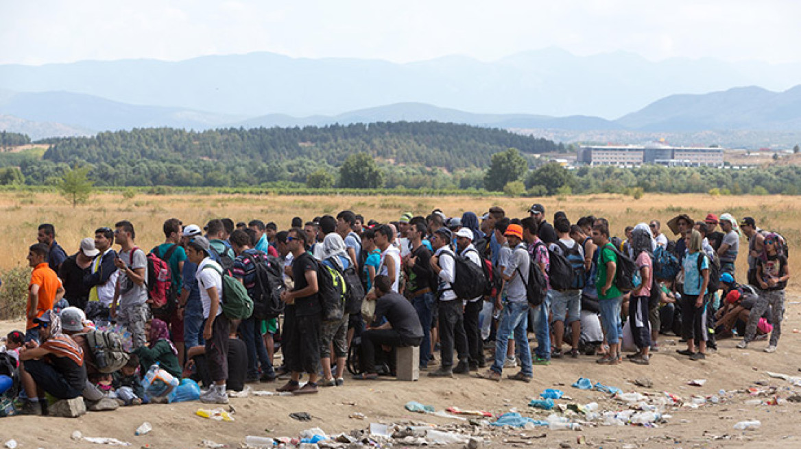 Στρατό στα σύνορα με την Ελλάδα στέλνουν τα Σκόπια 